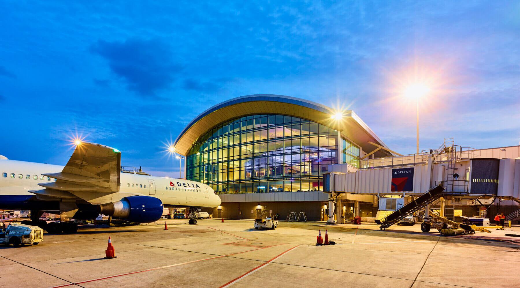 Fort Lauderdale-Hollywood International <b>Airport</b> (FLL) – Terminal 2 ...